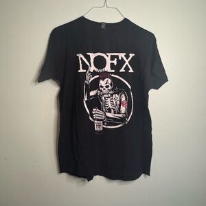 Vintage Y2K NOFX Graphic T-Shirt (L)